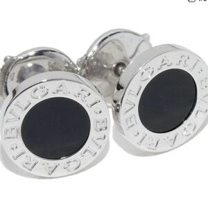 Bvlgari Bulgari earrings white gold with Onix